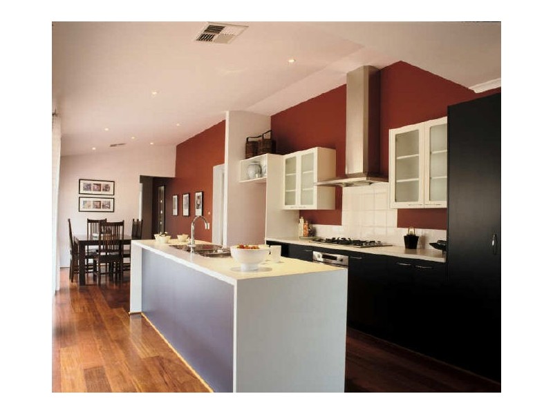 18 Diamond Avenue, Gilles Plains SA 5086