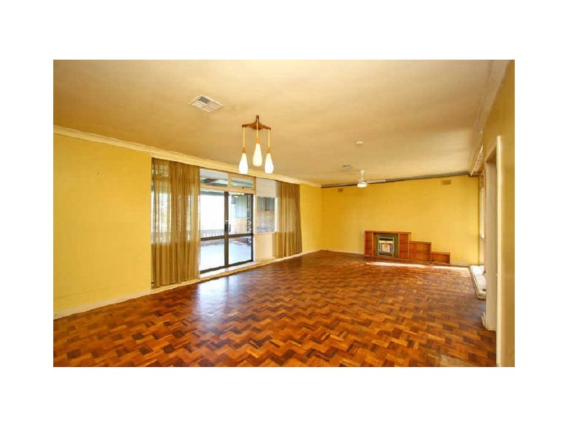 4 Lochiel Avenue, Campbelltown SA 5074
