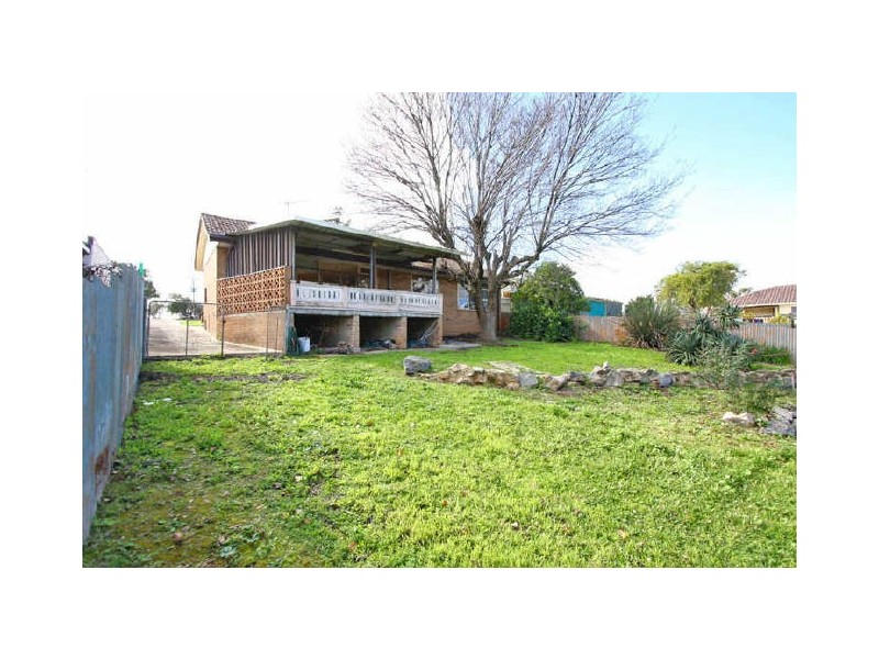 4 Lochiel Avenue, Campbelltown SA 5074