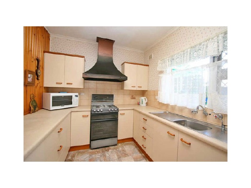 52 Riverside Drive, Fulham SA 5024