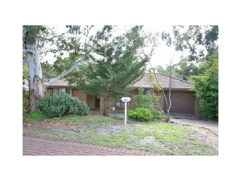 7 Ash Street, Aberfoyle Park SA 5159