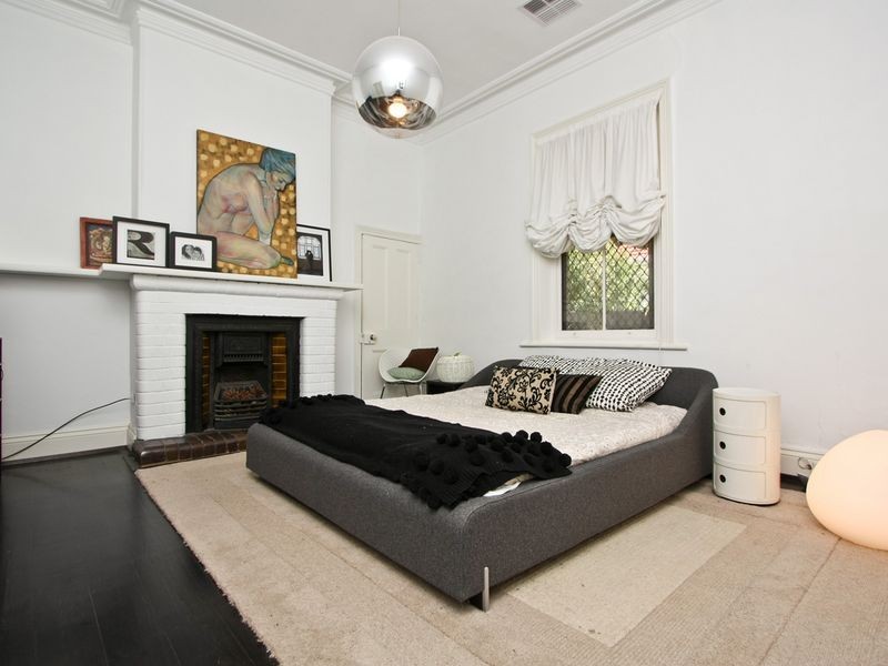 33 Stephen Terrace, St Peters SA 5069