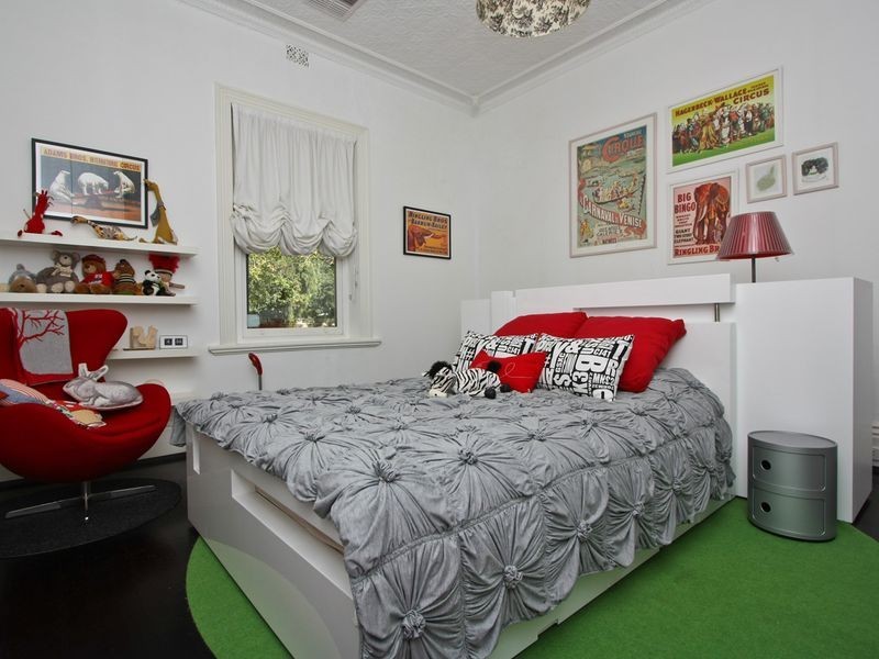 33 Stephen Terrace, St Peters SA 5069