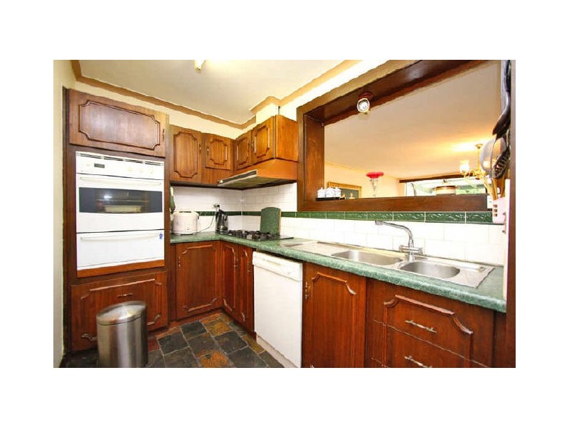 11 Corinda Avenue, Kensington Park SA 5068