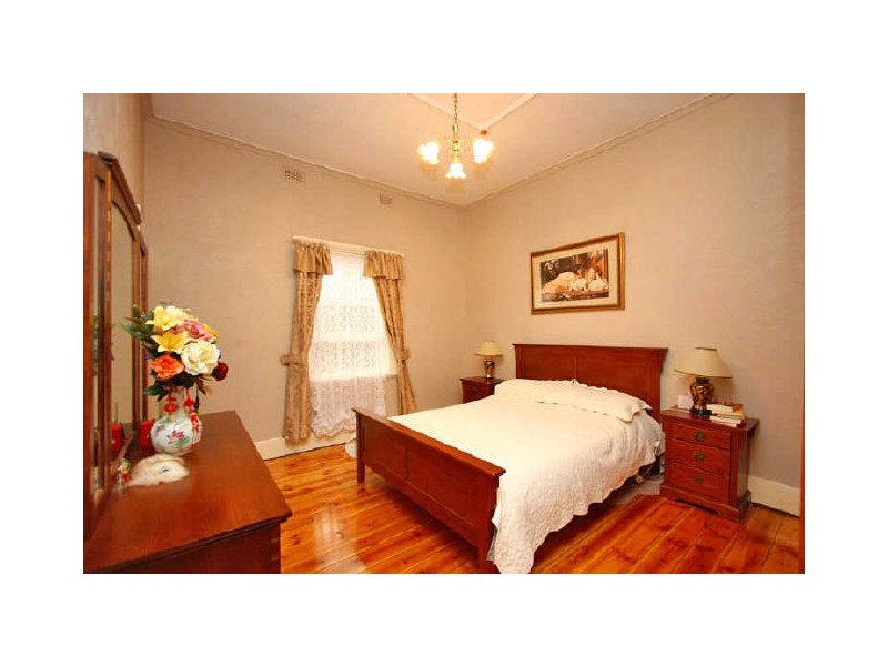 11 Corinda Avenue, Kensington Park SA 5068