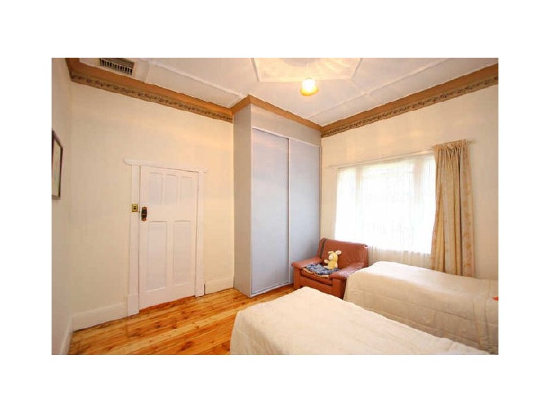 11 Corinda Avenue, Kensington Park SA 5068