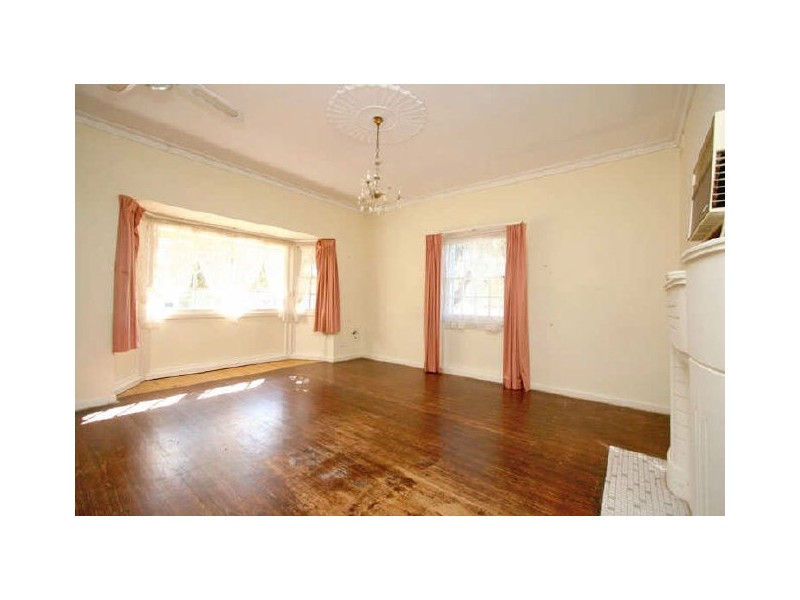 21 Justinian Street, Elizabeth Downs SA 5113