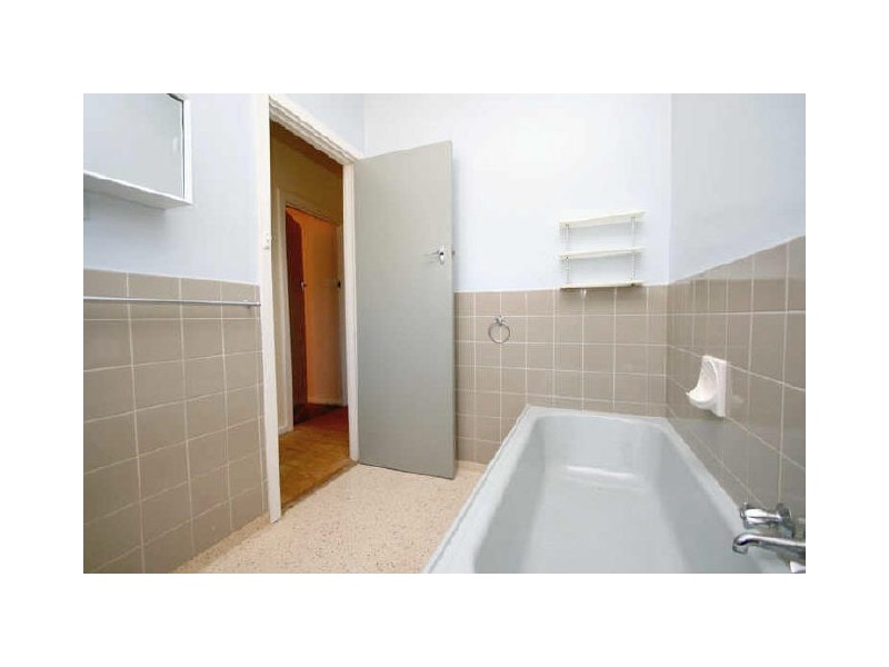 21 Justinian Street, Elizabeth Downs SA 5113