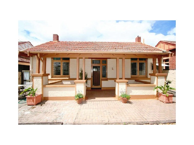 63 Third Avenue, St Peters SA 5069