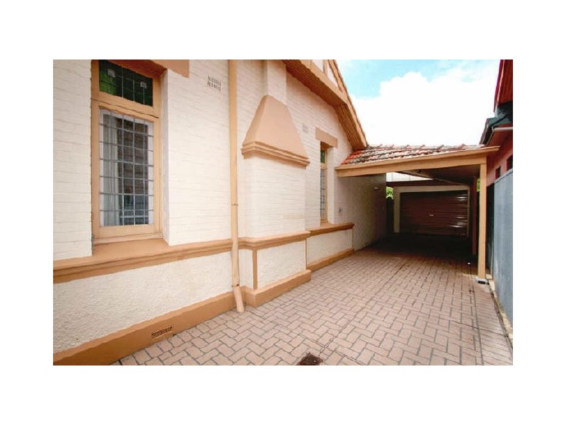 63 Third Avenue, St Peters SA 5069