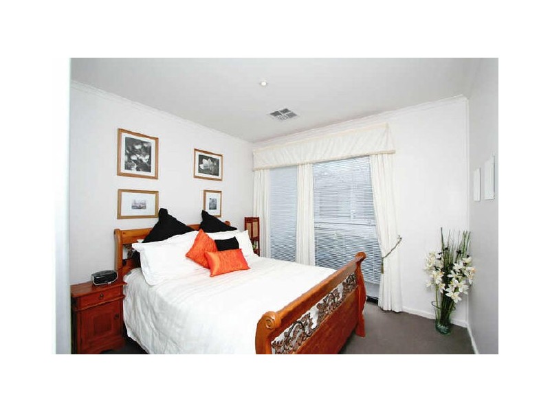 2/29 Bartels Street, Adelaide SA 5000
