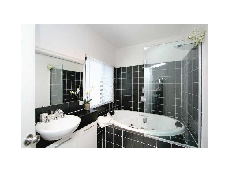 2/29 Bartels Street, Adelaide SA 5000