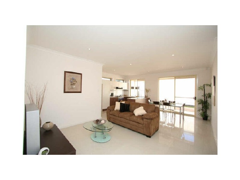 9 – 9C Renown Avenue, Clovelly Park SA 5042