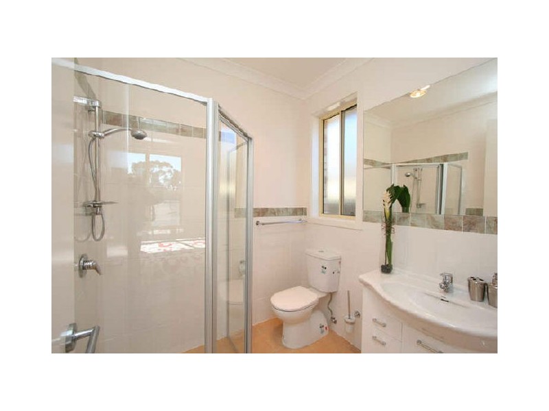 9 – 9C Renown Avenue, Clovelly Park SA 5042