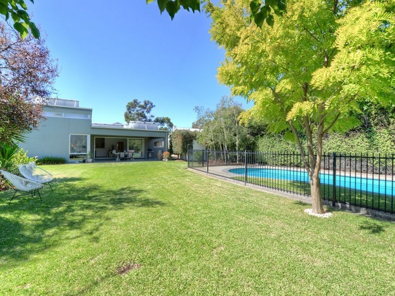 14 Fife Avenue, Torrens Park SA 5062