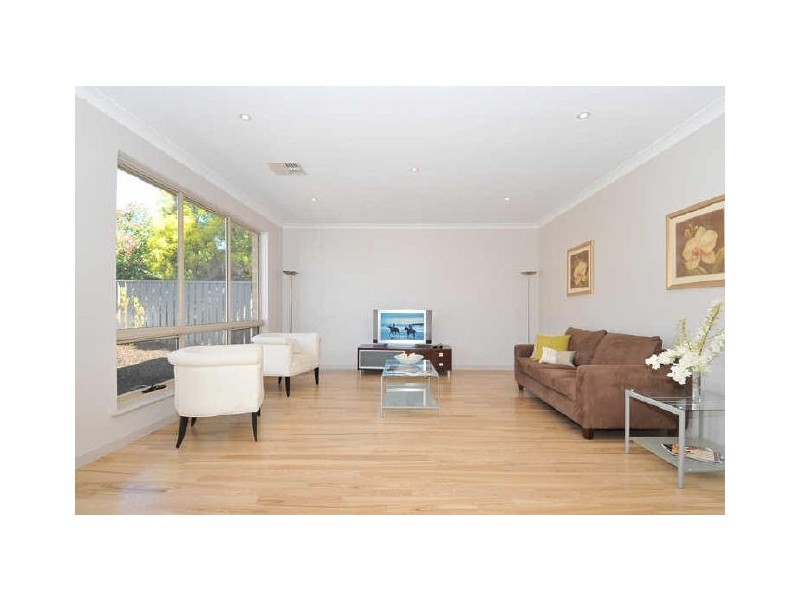 16 Barnes Avenue, Magill SA 5072