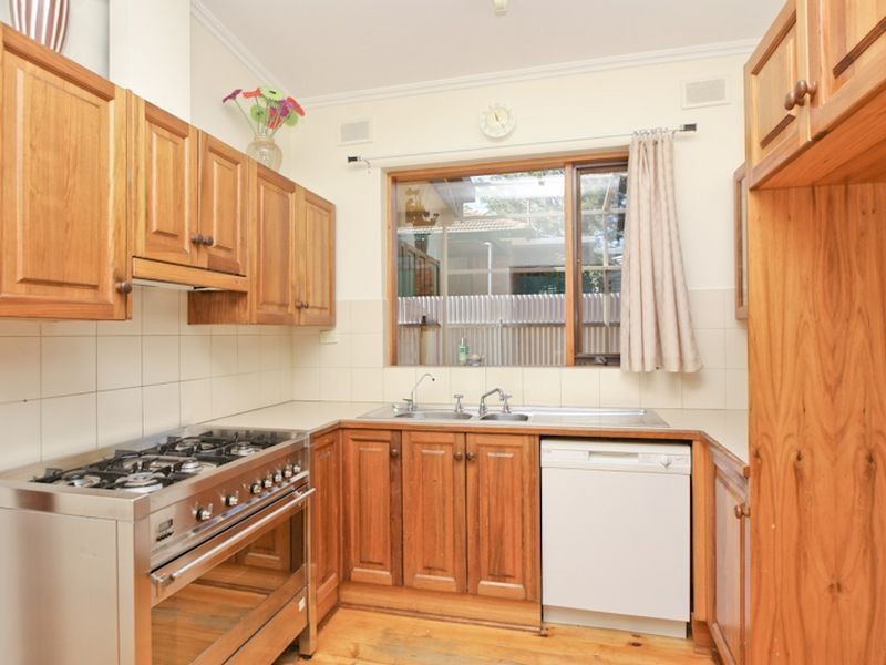 4 Moore Street, Tranmere SA 5073