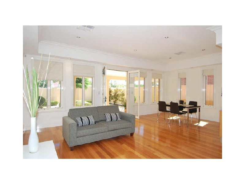 4 Player Avenue, St Peters SA 5069