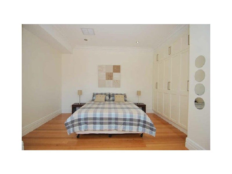 4 Player Avenue, St Peters SA 5069