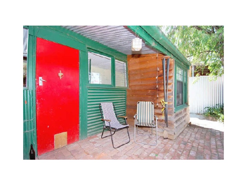 18 Wells Street, Stepney SA 5069