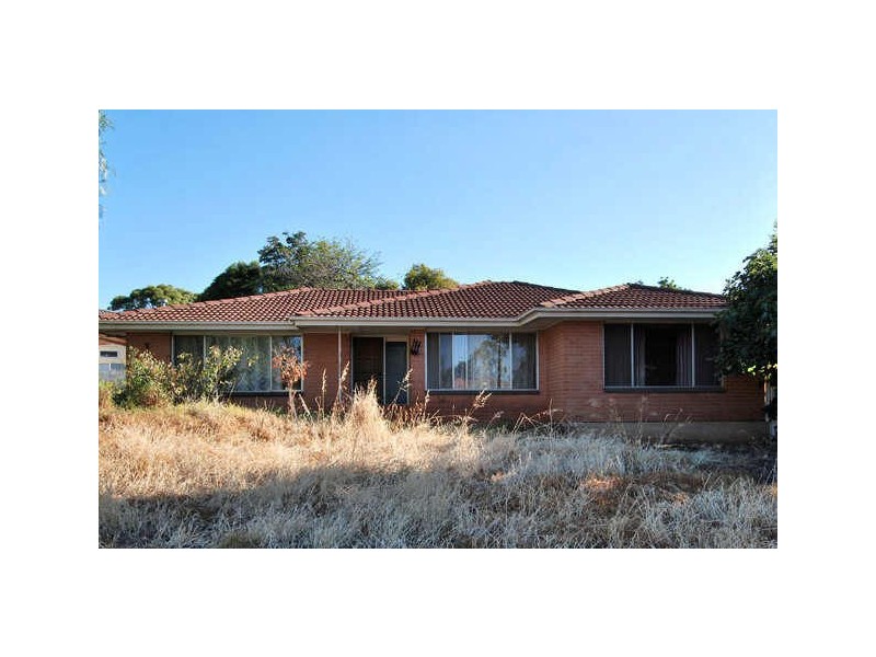 4 Cumberland Avenue, Para Hills SA 5096