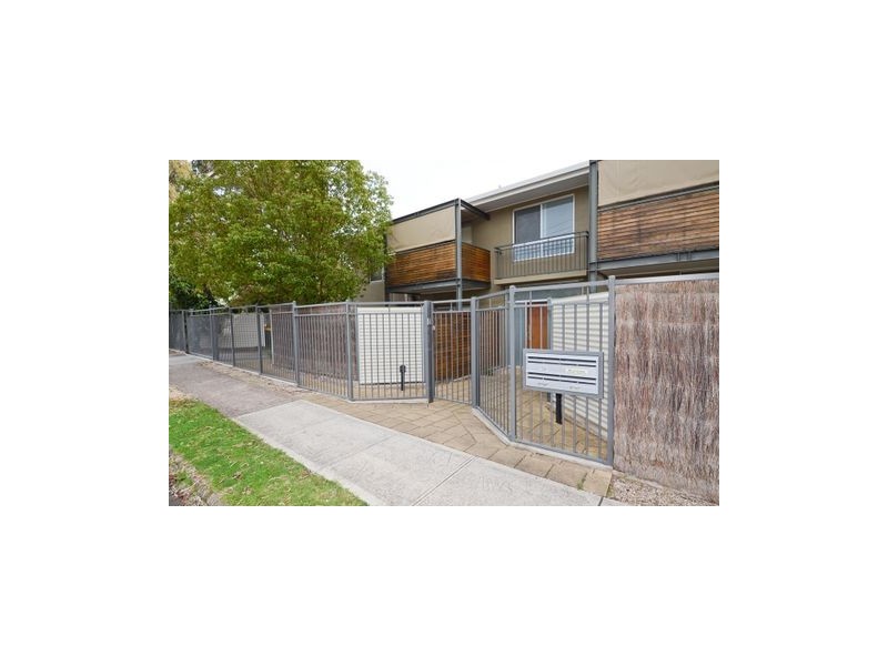 2/28 Woodforde Road, Magill SA 5072