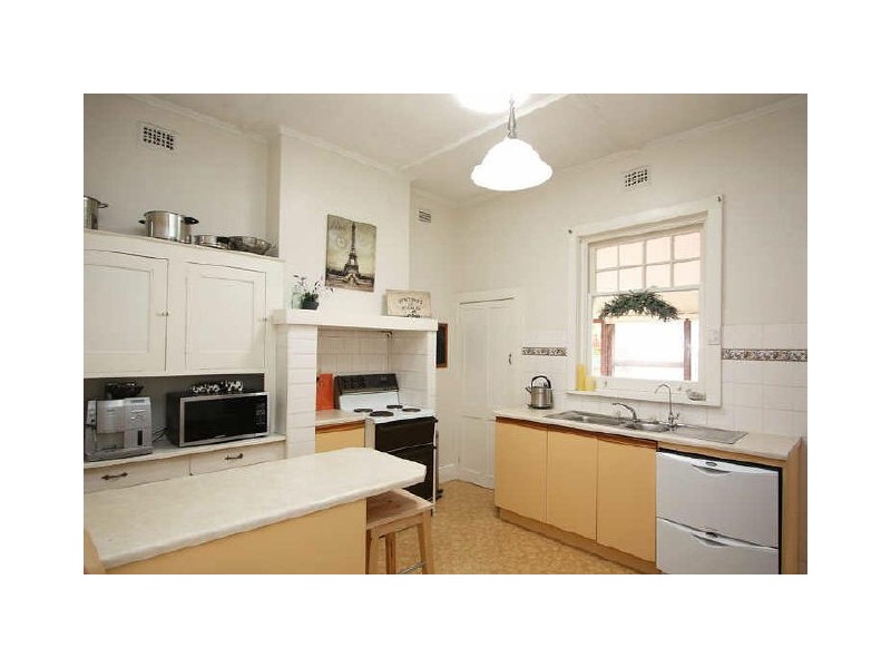 12 Sedgeford Road, Myrtle Bank SA 5064