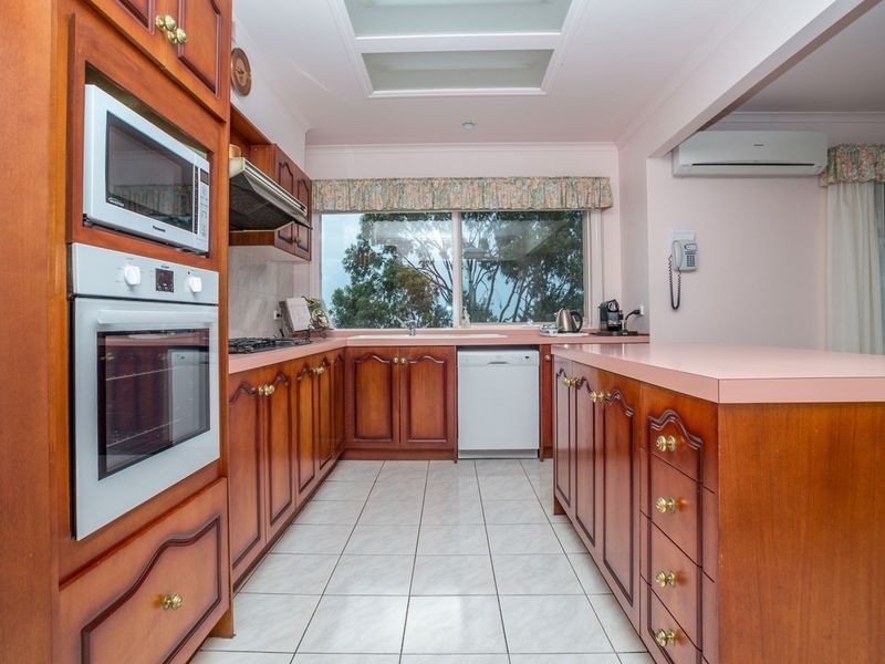 30 Grevillea Avenue, Athelstone SA 5076