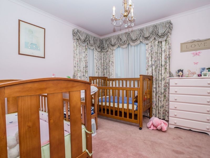 30 Grevillea Avenue, Athelstone SA 5076