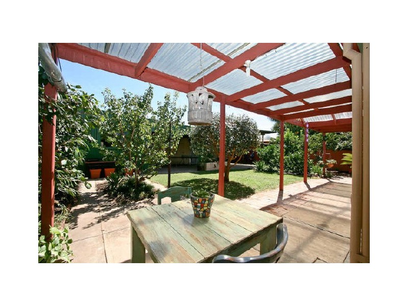 58 Seventh Avenue, St Peters SA 5069