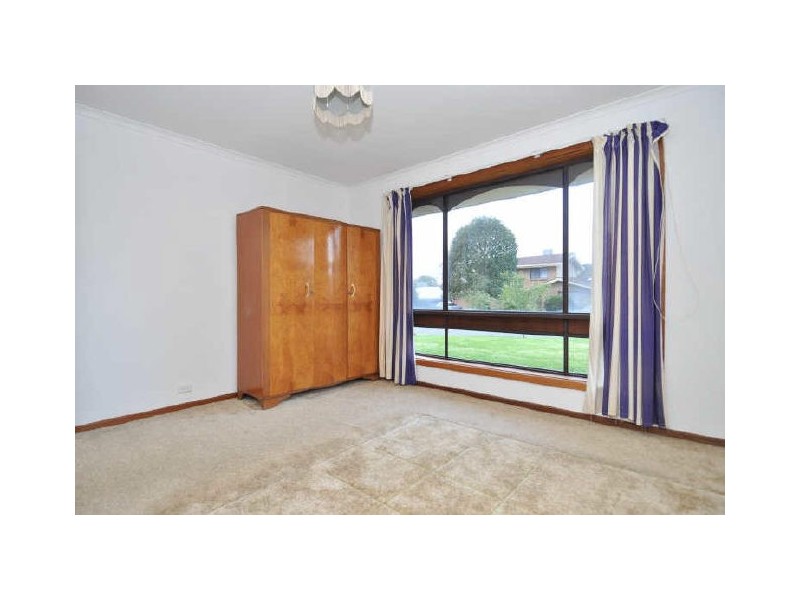 6 Marieberg Avenue, Modbury Heights SA 5092