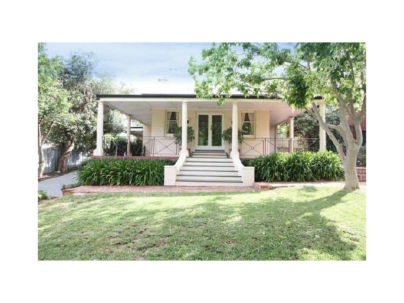 12 Sitters Memorial Drive, Burnside SA 5066