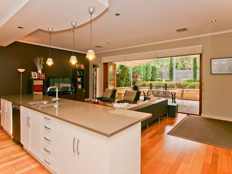 4 Wallace Street, Erindale SA 5066