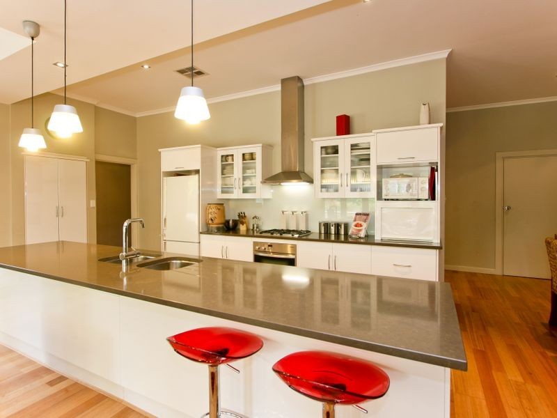 4 Wallace Street, Erindale SA 5066
