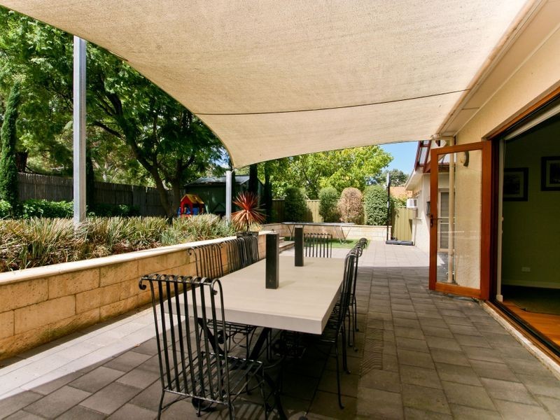 4 Wallace Street, Erindale SA 5066