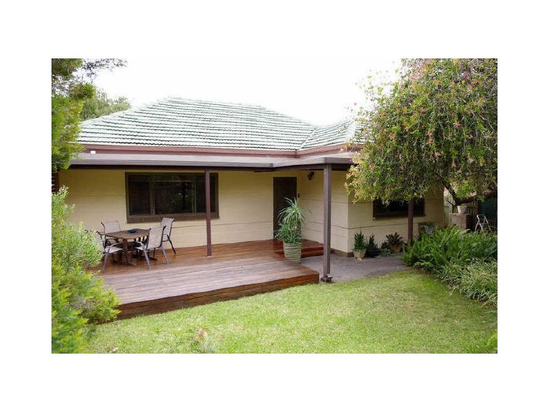 11 Lincoln Street, Kensington Gardens SA 5068