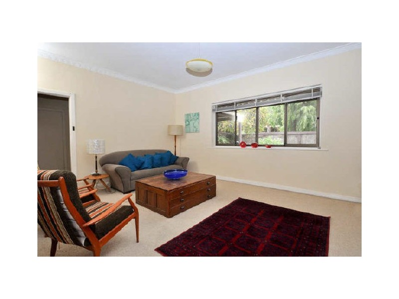 11 Lincoln Street, Kensington Gardens SA 5068