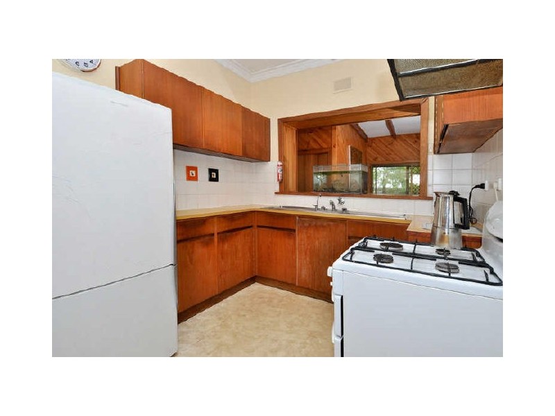 11 Lincoln Street, Kensington Gardens SA 5068