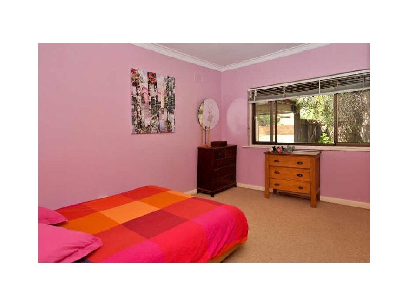 11 Lincoln Street, Kensington Gardens SA 5068