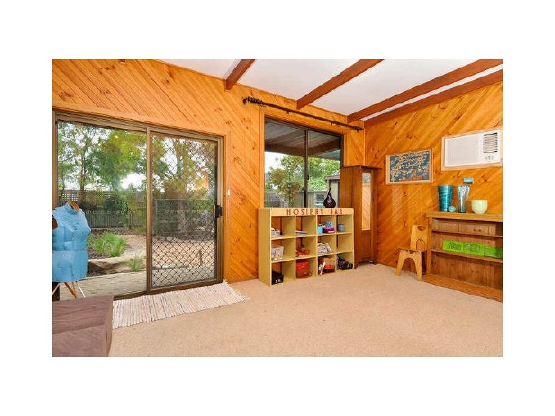 11 Lincoln Street, Kensington Gardens SA 5068