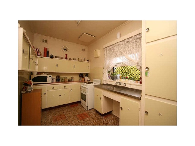 94 Fairfield Road, Elizabeth South SA 5112