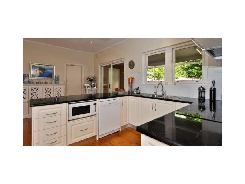 34 Crompton Drive, Wattle Park SA 5066
