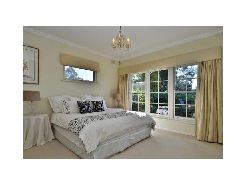 34 Crompton Drive, Wattle Park SA 5066