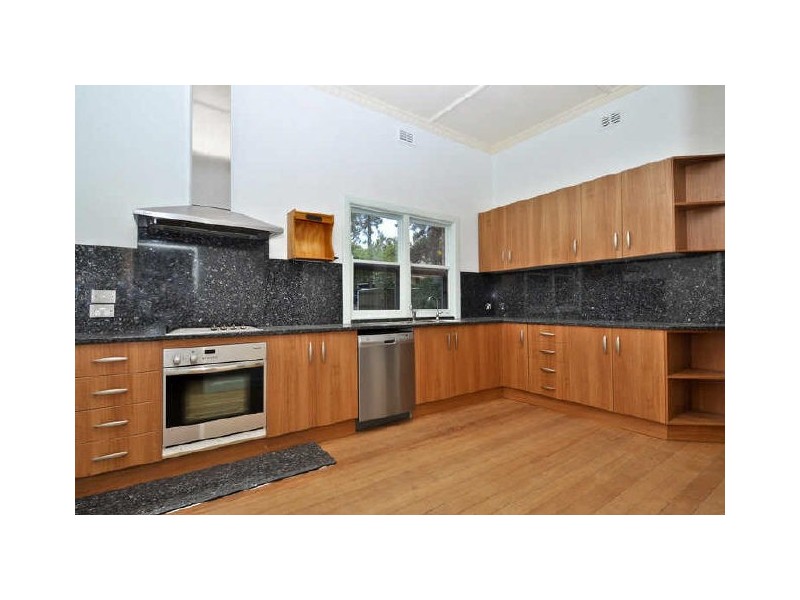 14 Hallett Road, Wattle Park SA 5066