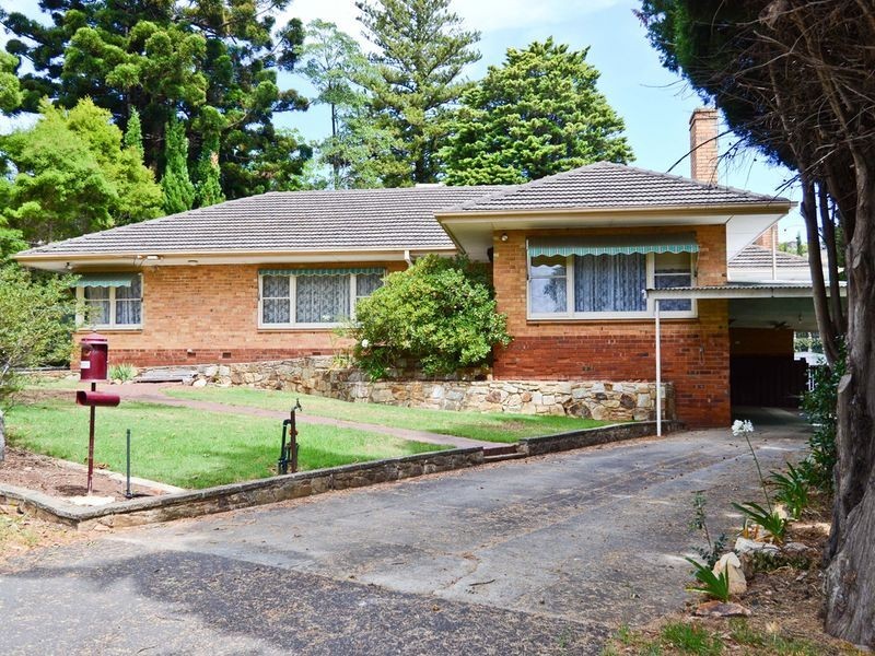 2 Lascelles Avenue, Beaumont SA 5066