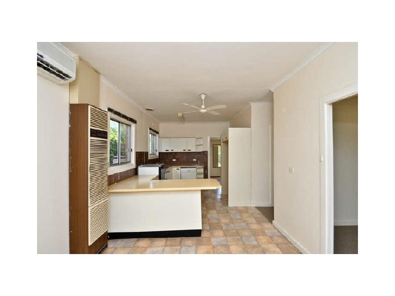 6 Tyringa Avenue, Rostrevor SA 5073