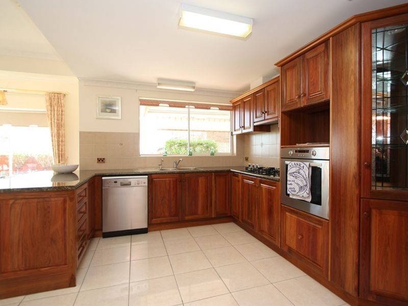 17 Mary Penfold Drive, Rosslyn Park SA 5072