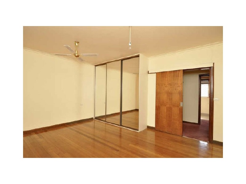 20 Selkirk Avenue, Clearview SA 5085