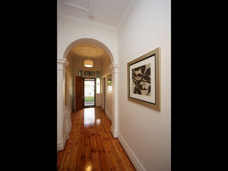 16 Hounslow Avenue, Mile End SA 5031