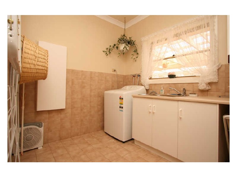 32 Taylor Avenue, Salisbury Heights SA 5109